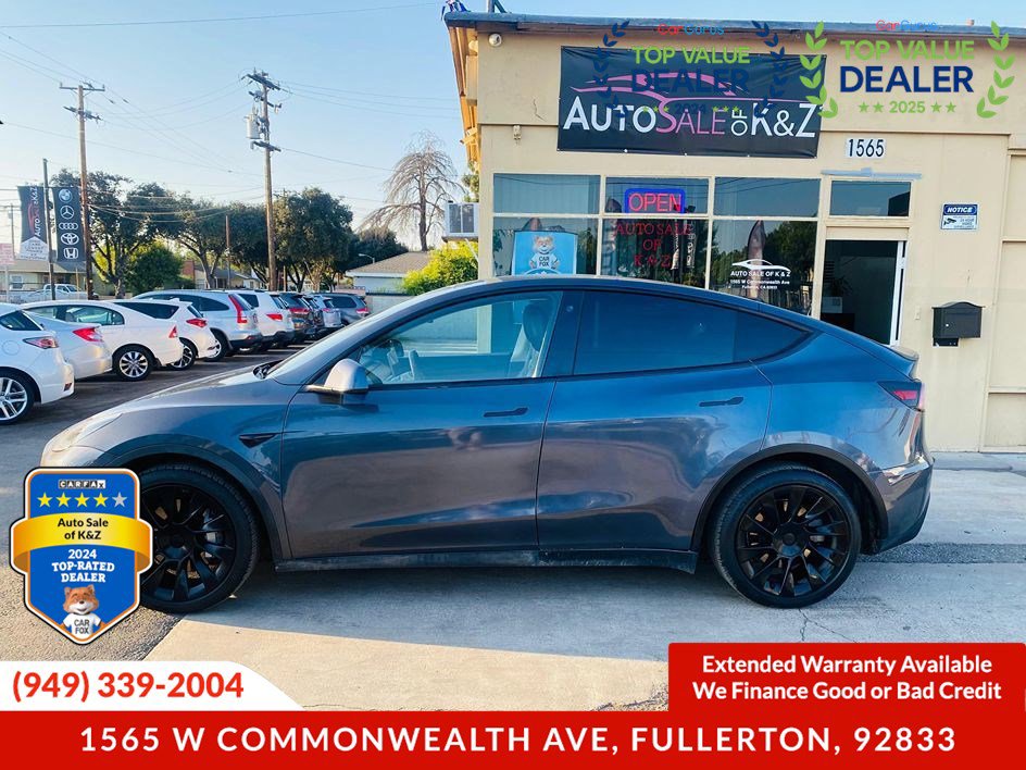 Used 2021 Tesla Model Y Long Range image 11