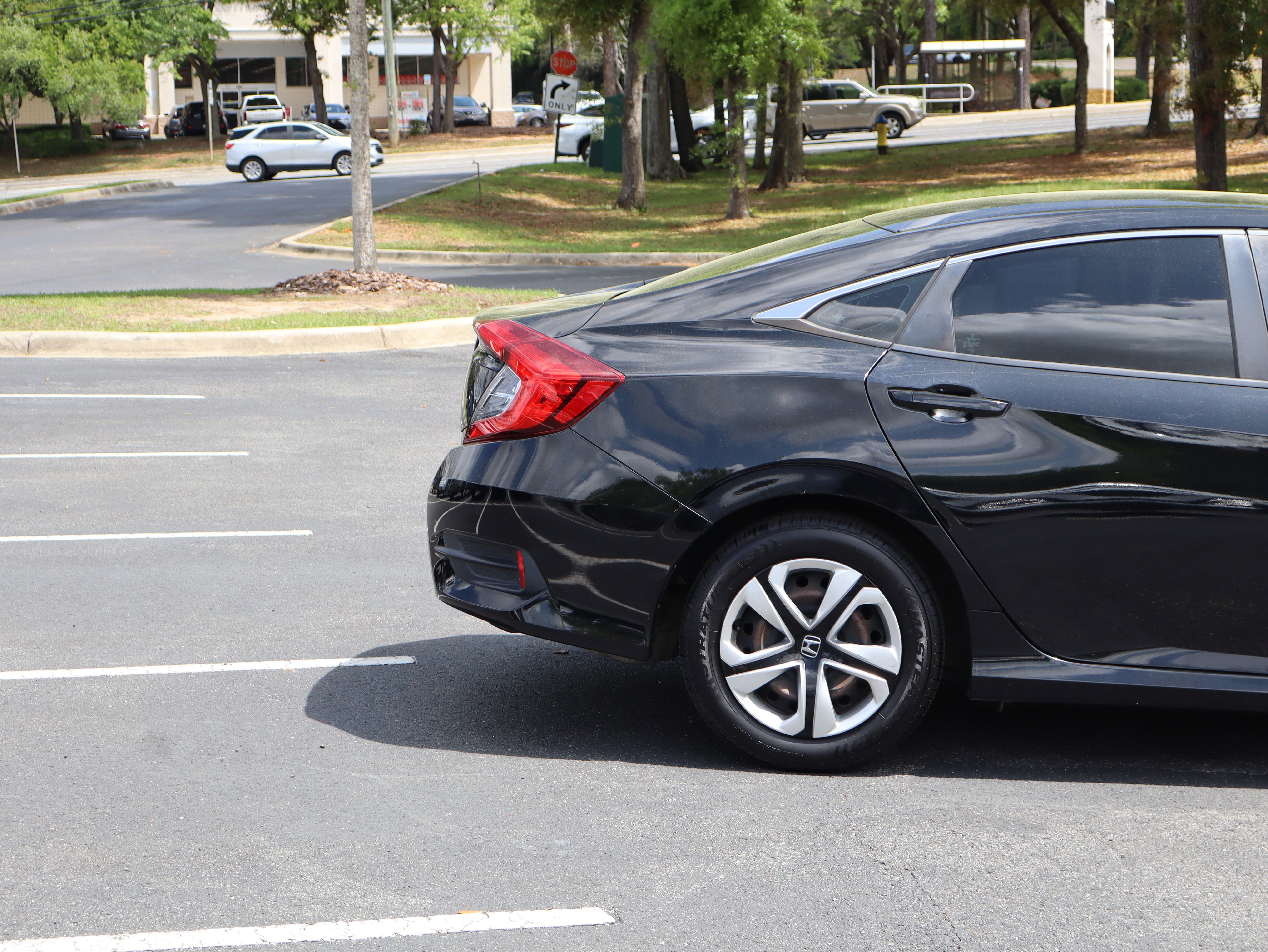 Used 2018 Honda Civic LX image 10