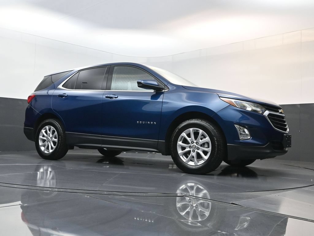 Used 2020 Chevrolet Equinox LT w/ LPO, Cargo Package FWD image 21