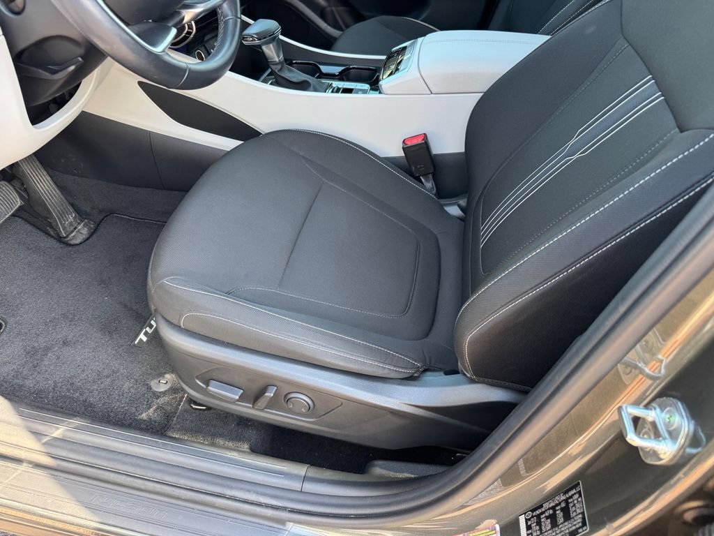 Used 2022 Hyundai Tucson SEL w/ Convenience Package FWD image 8