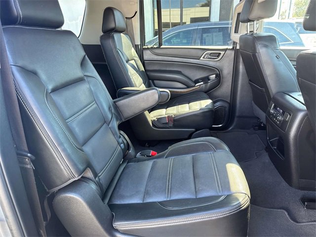 Used 2020 GMC Yukon XL Denali w/ Denali Premium Package image 13