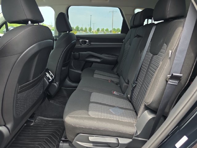 New 2026 Kia Sorento LX FWD image 6