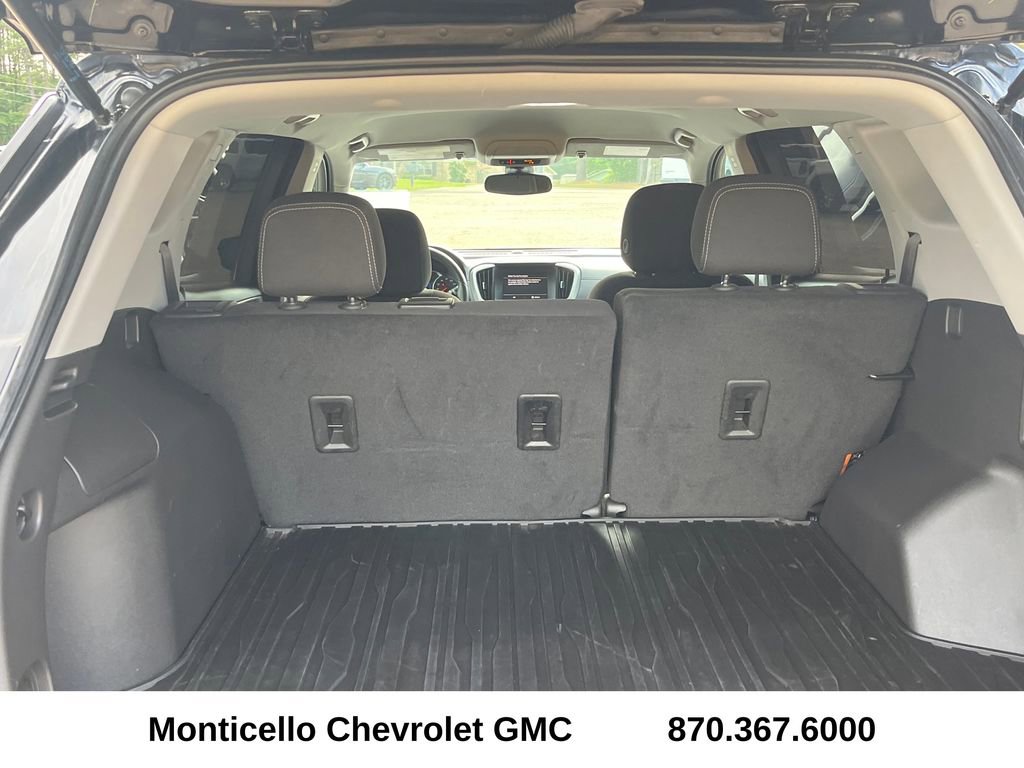 Used 2024 GMC Terrain SLE w/ Driver Convenience Package FWD image 27