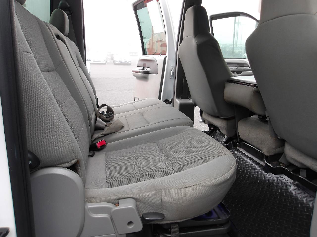 Used 2005 Ford F250 XLT image 12