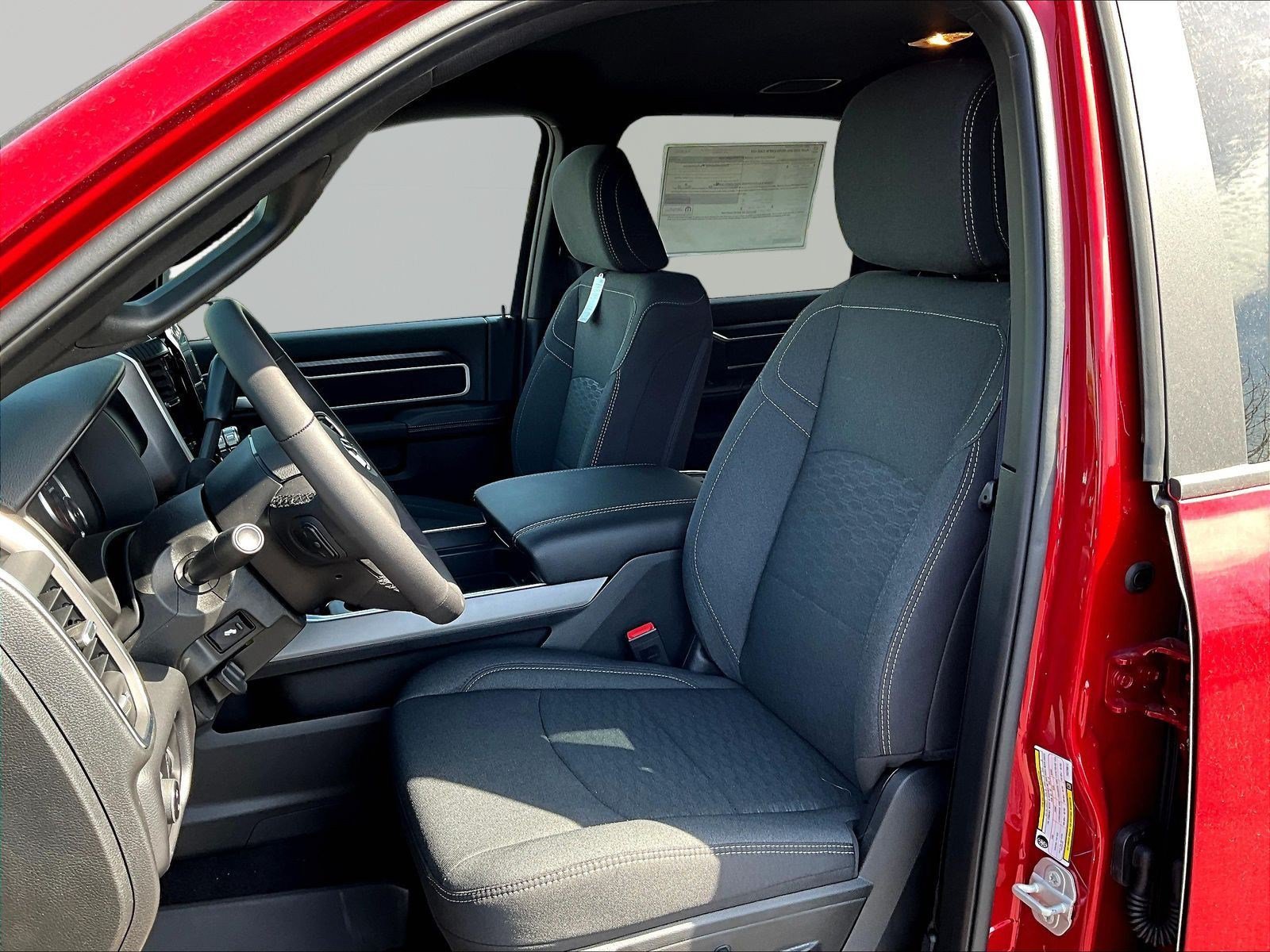 New 2026 RAM 2500 Big Horn AWD/4WD image 17