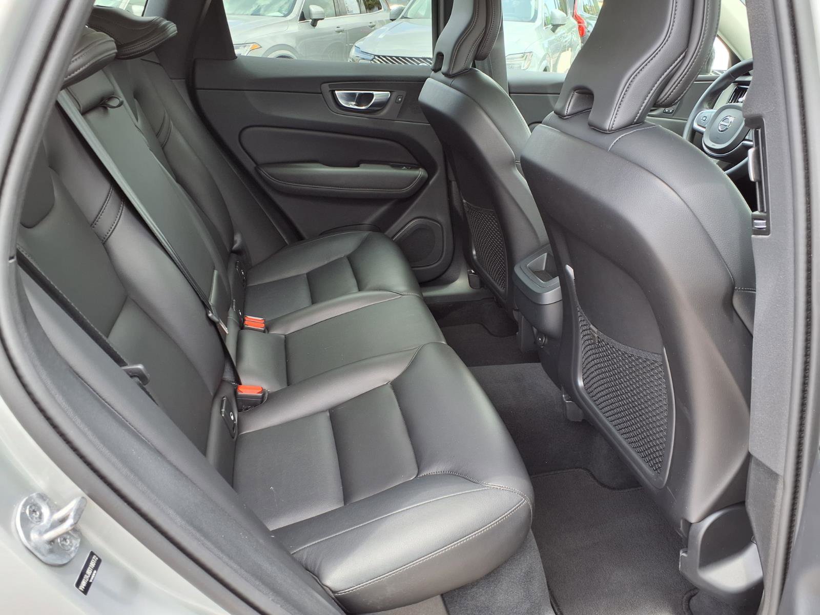 Certified 2025 Volvo XC60 B5 Core AWD/4WD image 15