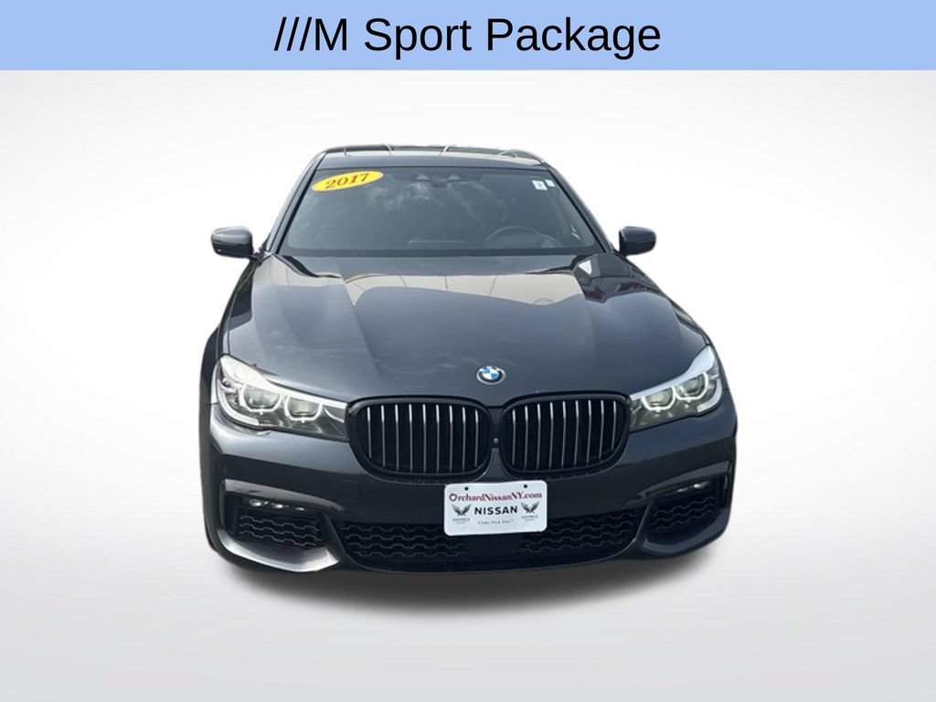 Used 2017 BMW 740i xDrive AWD/4WD image 2