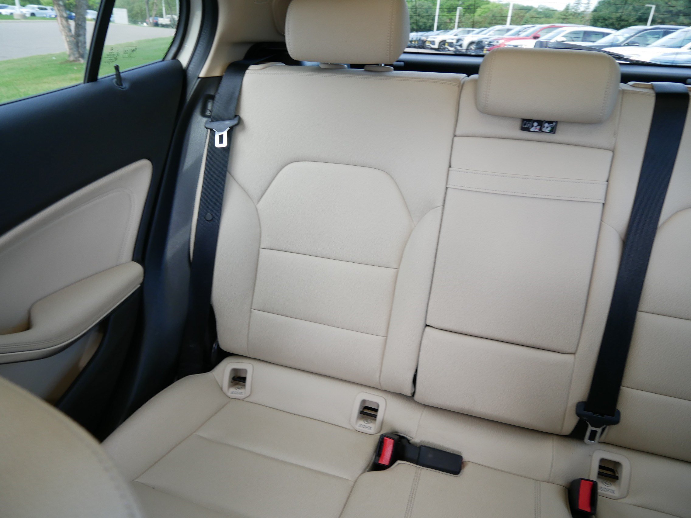 Used 2017 Mercedes-Benz GLA 250 4MATIC image 12