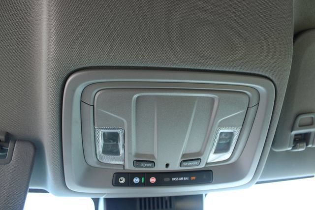 Used 2025 Chevrolet Silverado 1500 LT RWD image 24