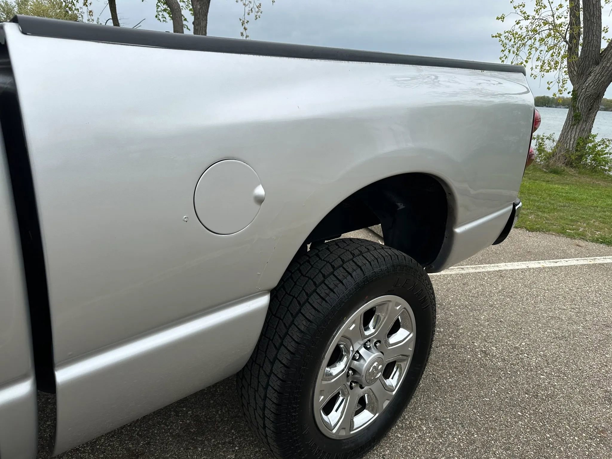 Used 2009 Dodge Ram 2500 Truck SLT w/ Trailer Tow Group AWD/4WD image 12