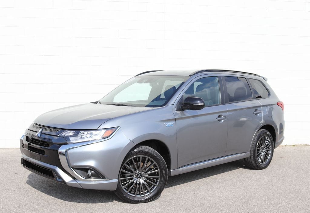 Used 2021 Mitsubishi Outlander LE AWD/4WD image 18