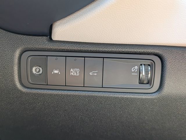 Used 2025 Chevrolet Equinox EV LT FWD image 26
