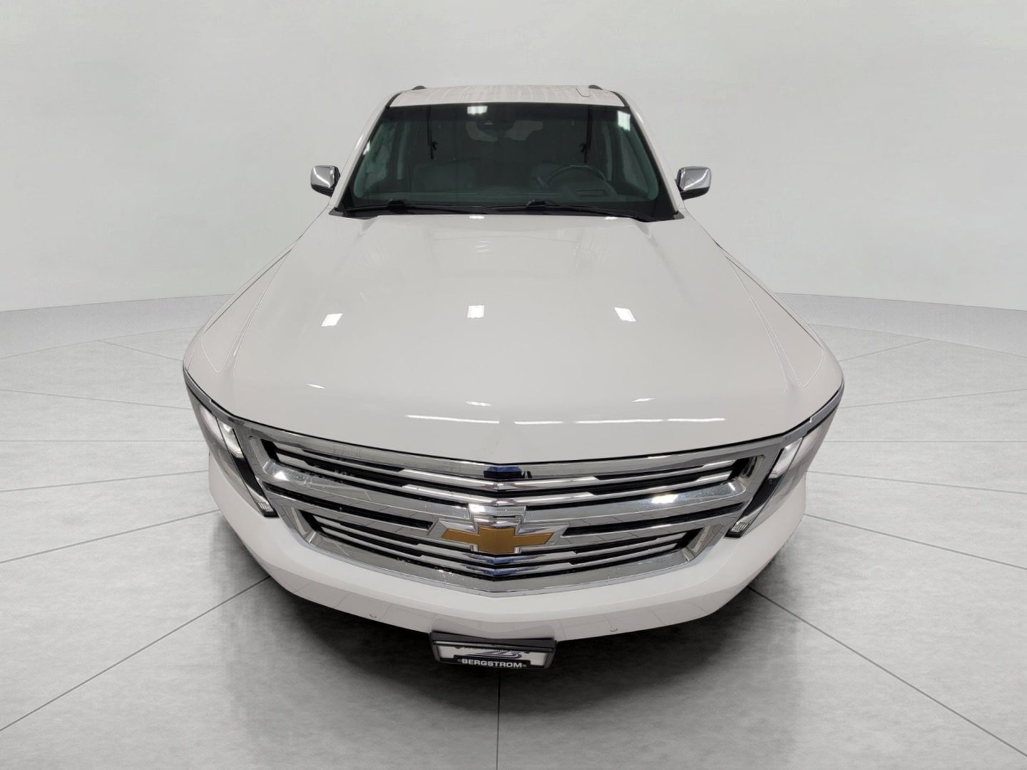 Used 2020 Chevrolet Suburban Premier w/ Max Trailering Package AWD/4WD image 13