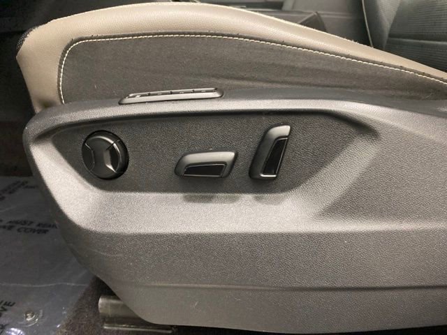 Used 2021 Volkswagen Atlas Cross Sport SEL image 14