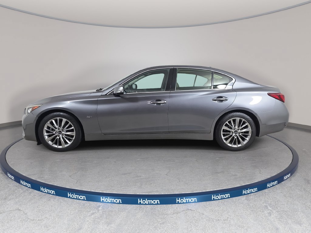 Used 2019 INFINITI Q50 Luxe w/ Essential Package (3.0T Luxe) AWD/4WD image 9