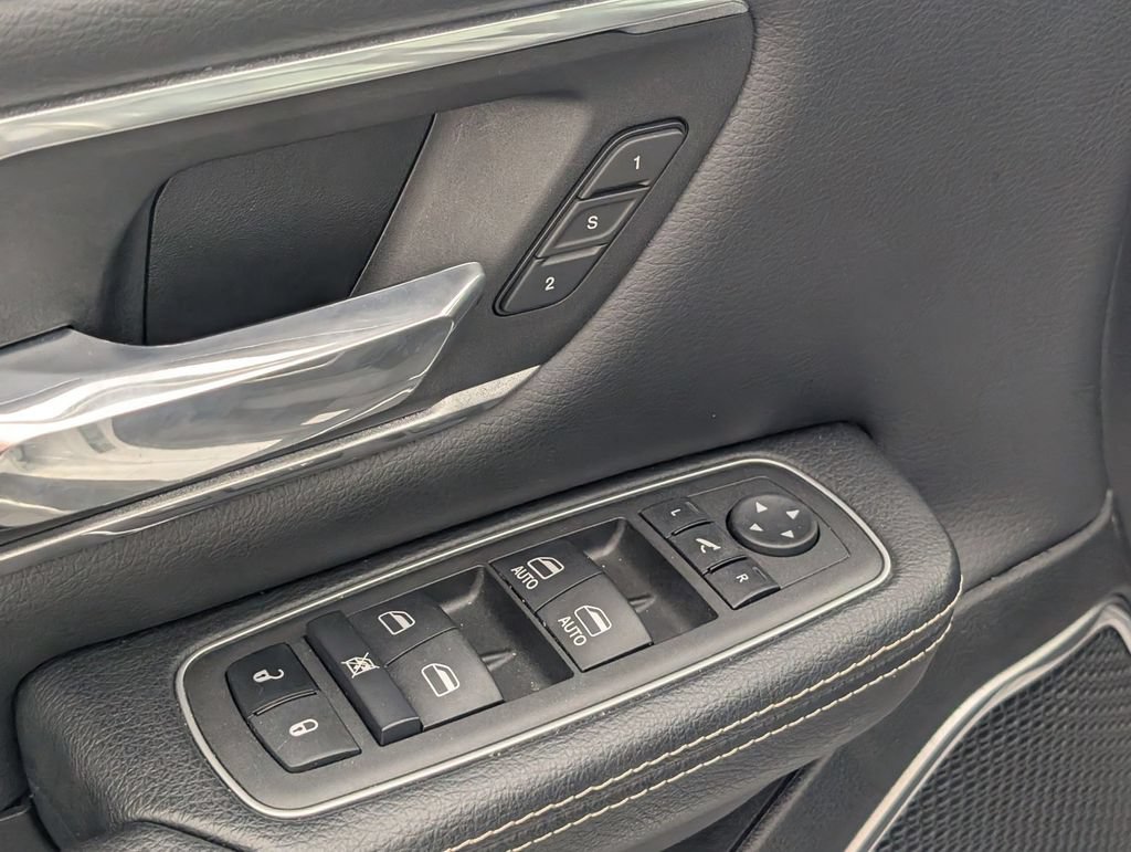 Used 2022 RAM 1500 Laramie RWD image 11