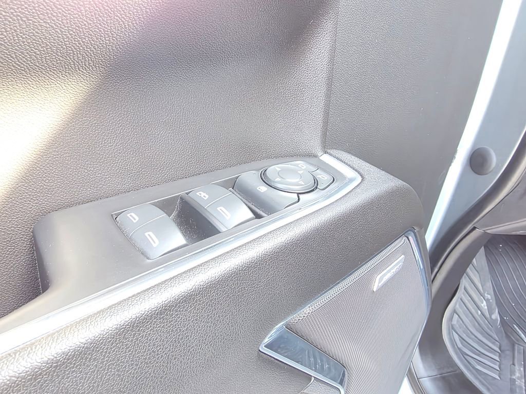 Used 2023 Chevrolet Silverado 1500 RST image 10