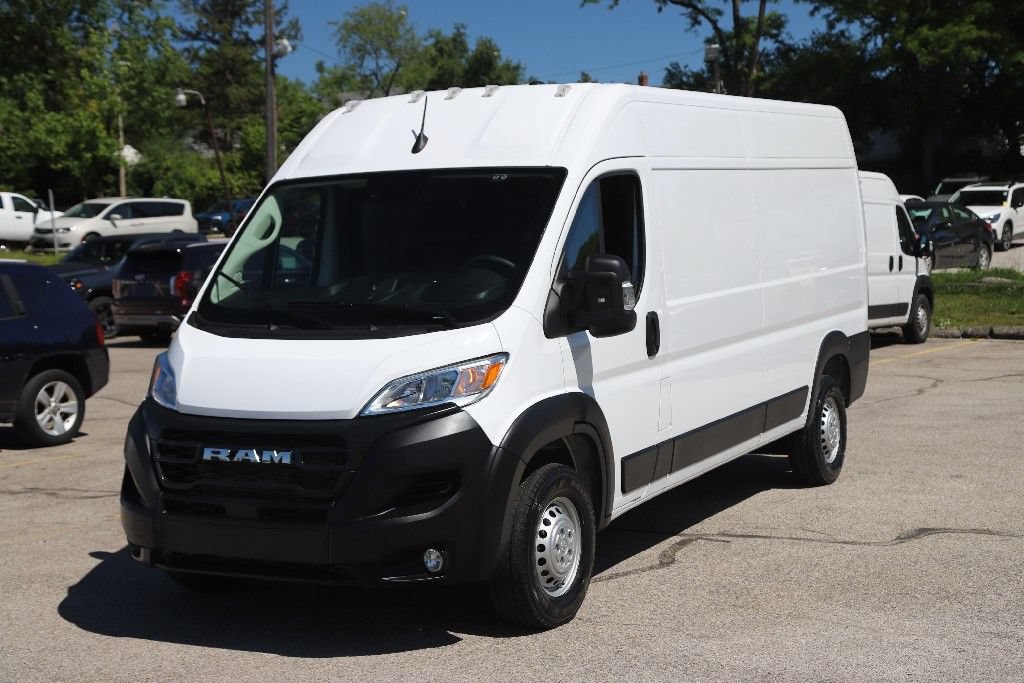 Used 2026 RAM ProMaster 2500 w/ Convenience Group FWD image 2