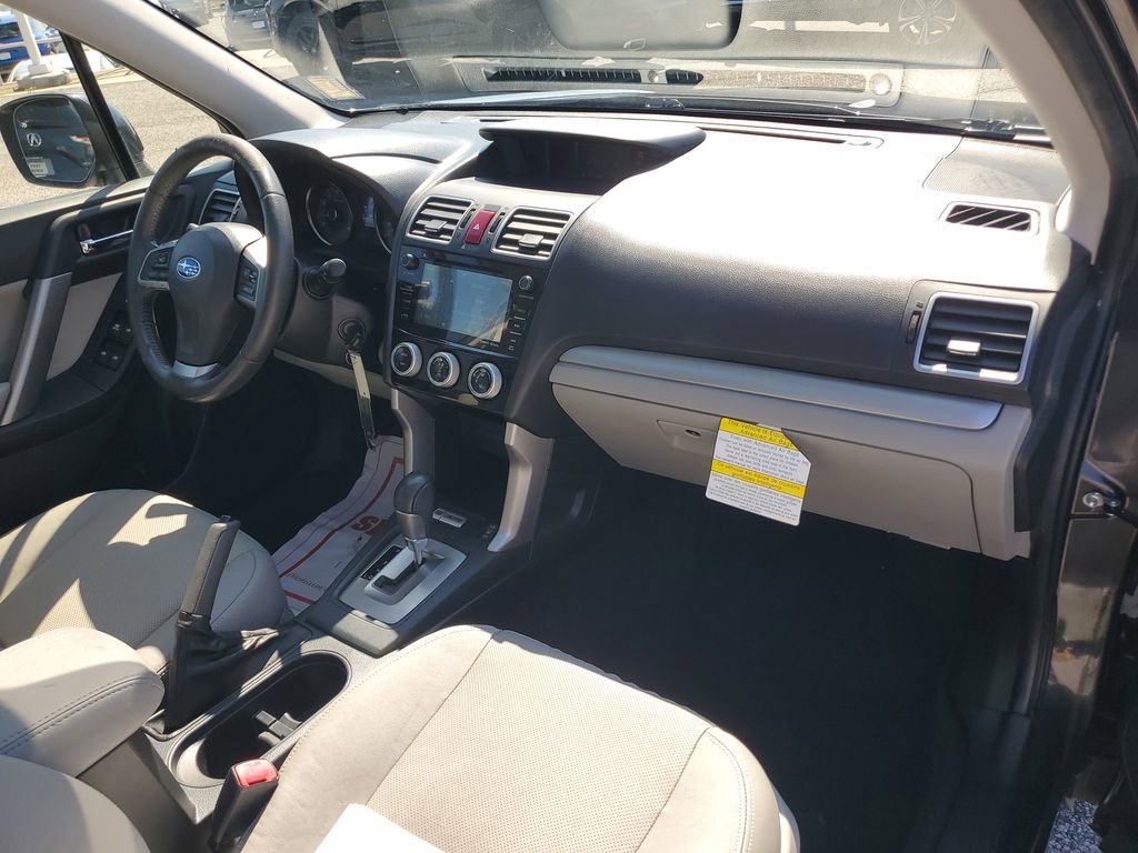 Used 2016 Subaru Forester 2.5i Limited AWD/4WD image 4
