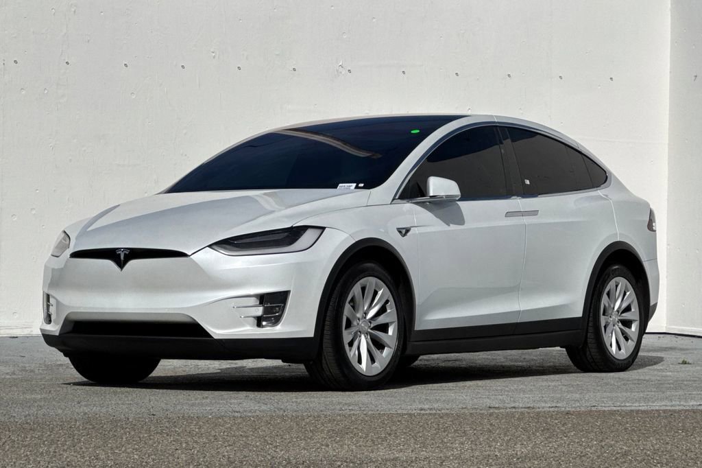 Used 2020 Tesla Model X Long Range image 7