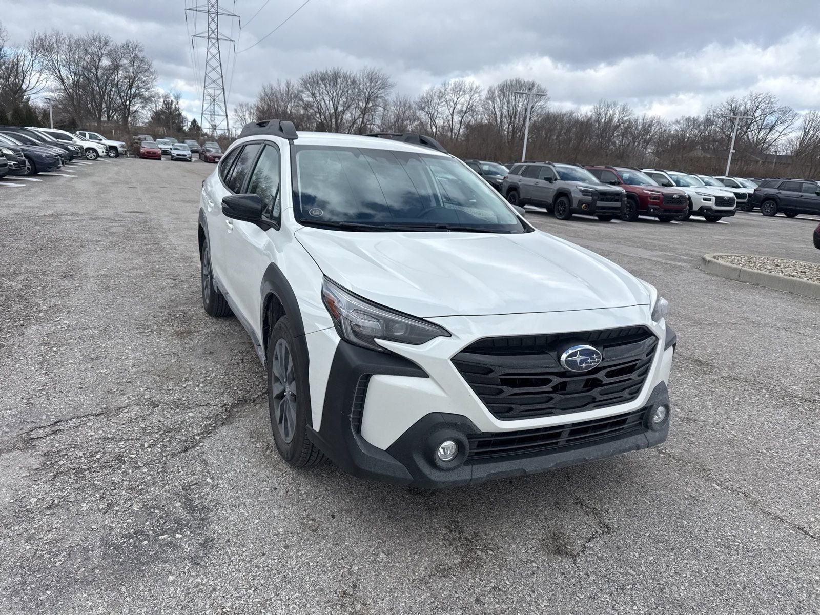 Used 2023 Subaru Outback Onyx Edition image 6