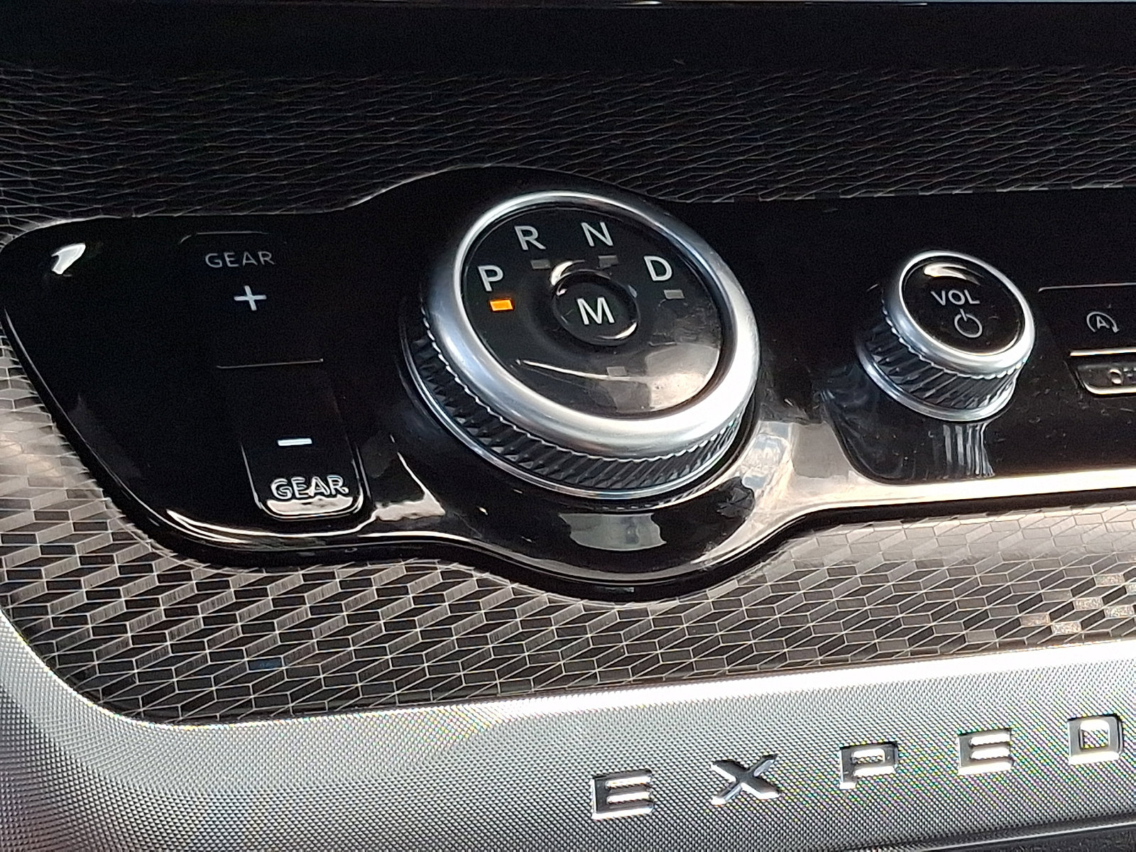 Used 2025 Ford Expedition Platinum w/ Stealth Performance Package image 16