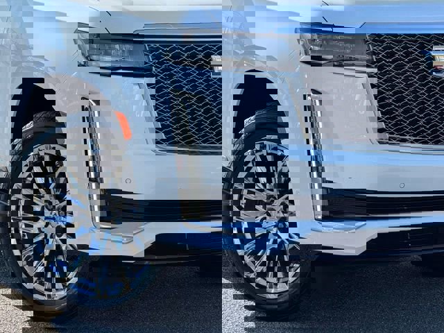 Certified 2023 Cadillac Escalade Premium Luxury w/ LPO, Radiant Package image 11