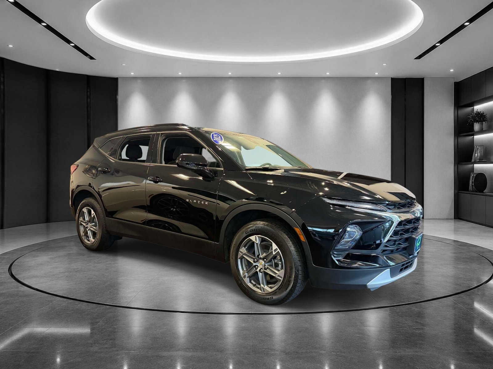 Used 2025 Chevrolet Blazer LT w/ Convenience Package AWD/4WD image 7
