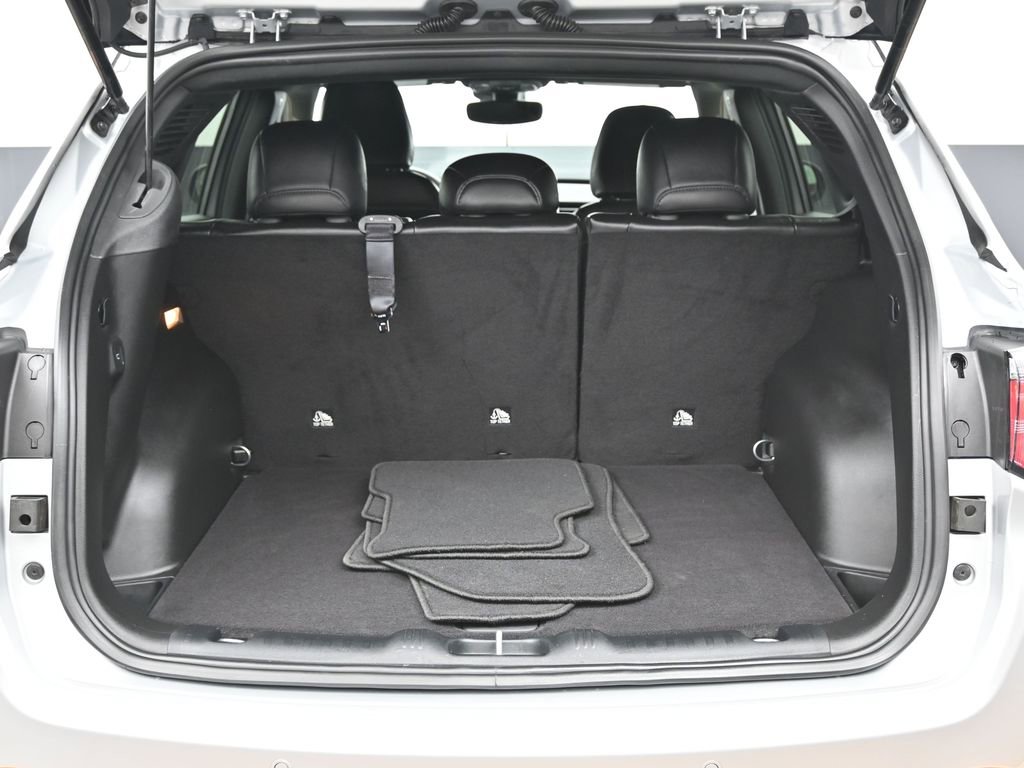 Used 2026 Jeep Compass Limited image 23