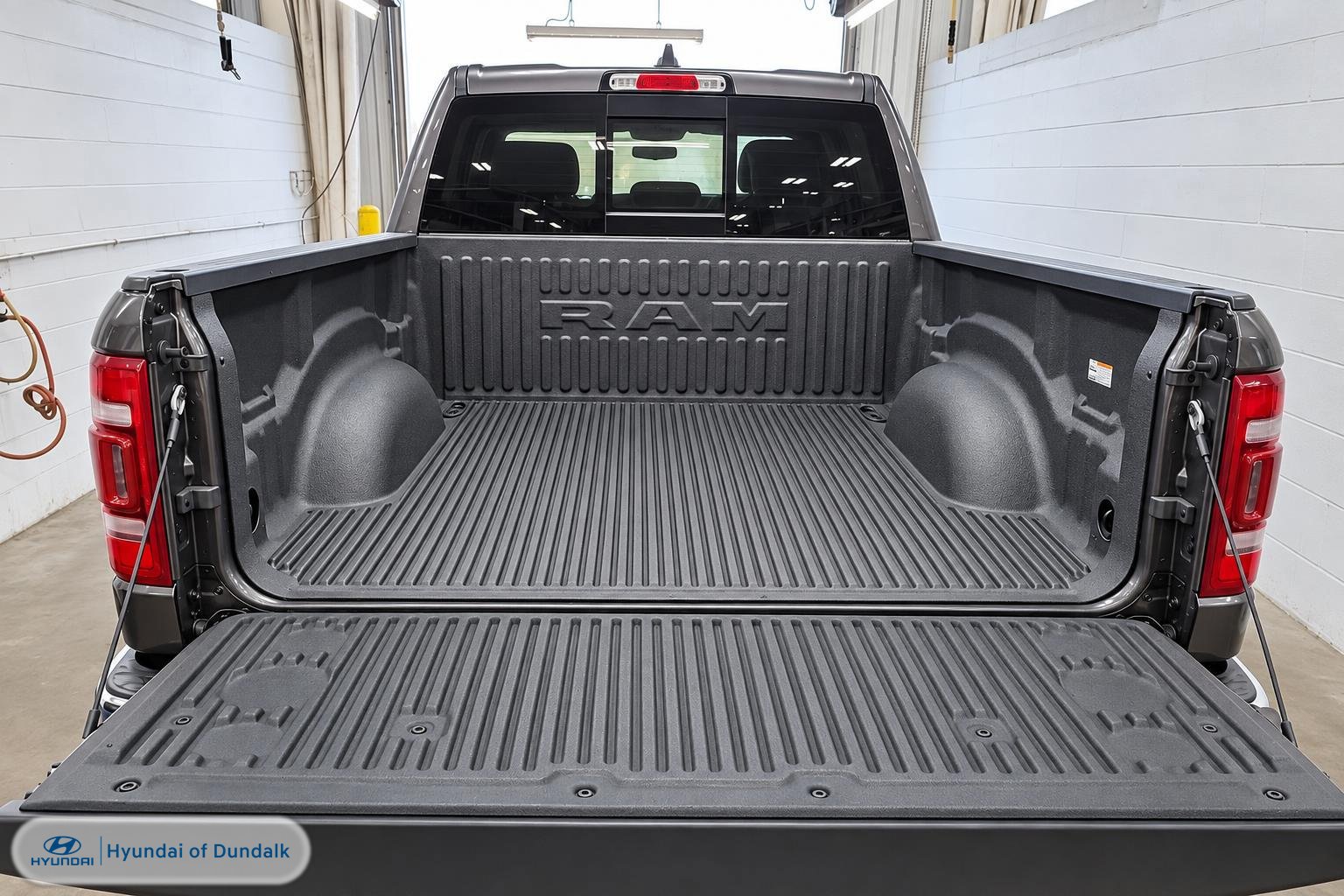 Used 2022 RAM 1500 Big Horn AWD/4WD image 14