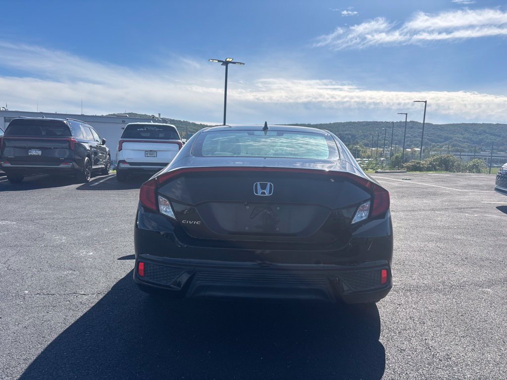 Used 2017 Honda Civic EX-T image 4