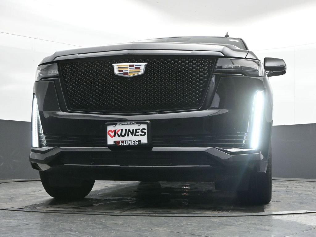 Used 2023 Cadillac Escalade Sport AWD/4WD image 45