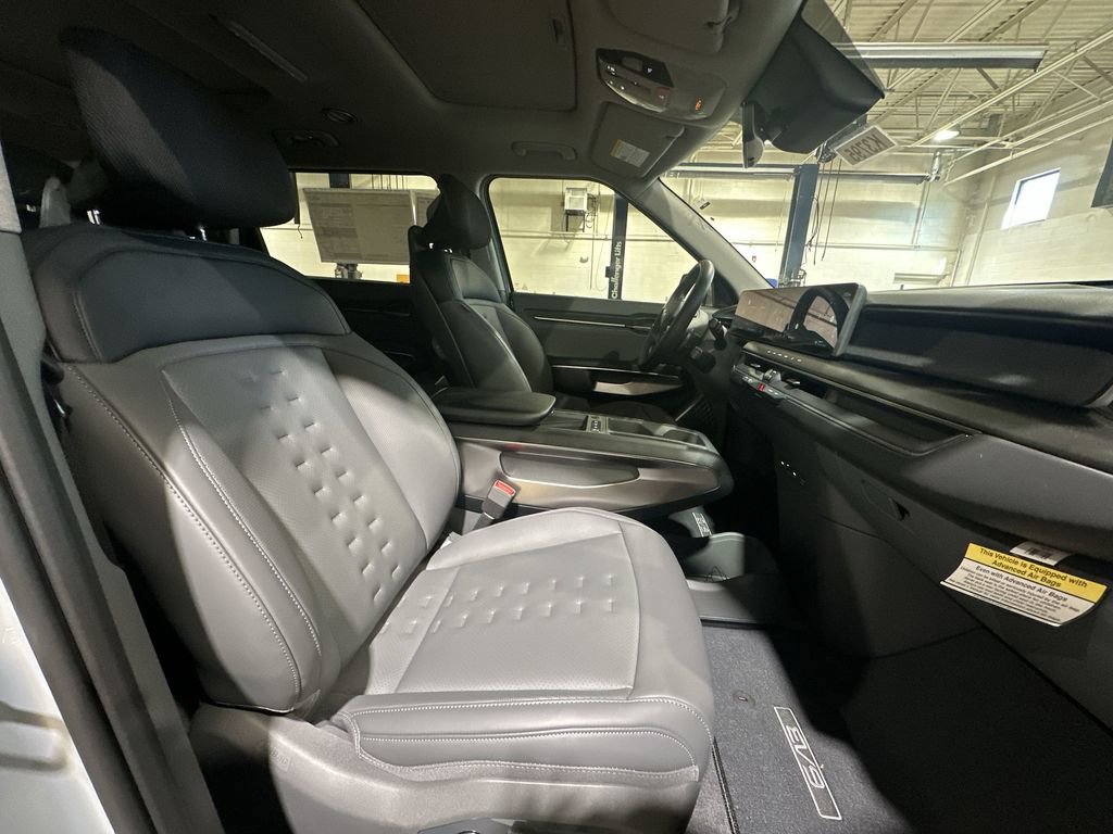 New 2026 Kia EV9 Wind image 27