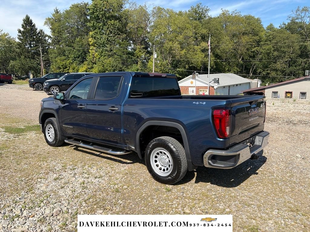 Used 2020 GMC Sierra 1500 4x4 Crew Cab w/ Sierra Value Package image 3