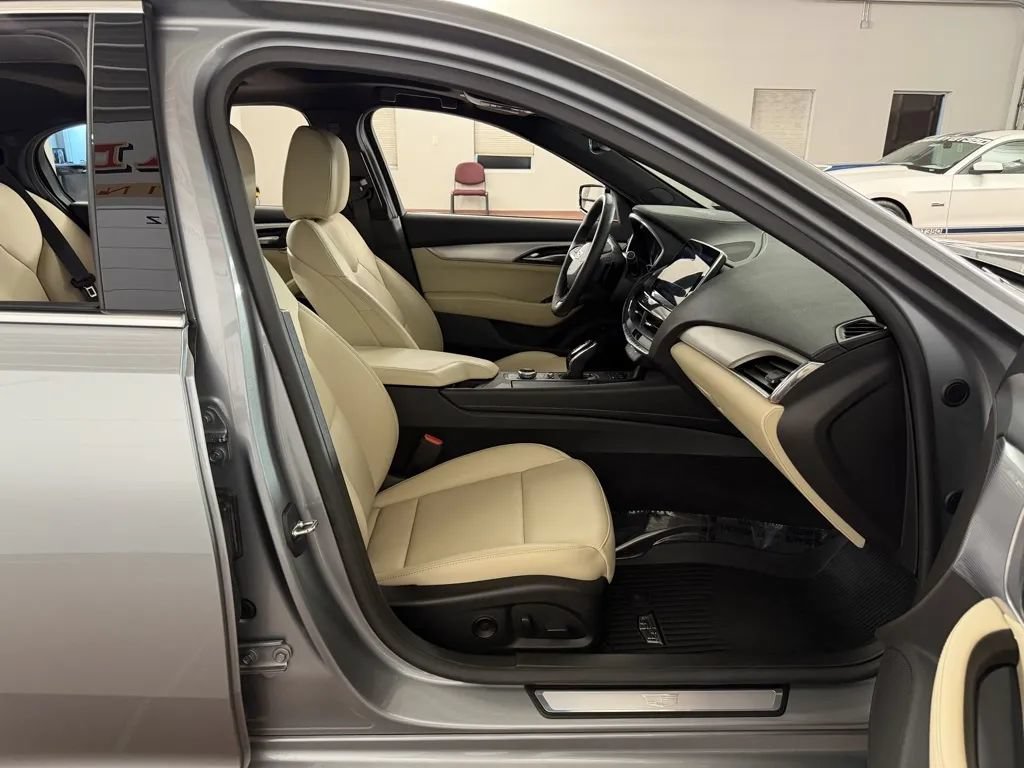 Used 2023 Cadillac CT5 Luxury w/ Sun And Sound Package AWD/4WD image 42