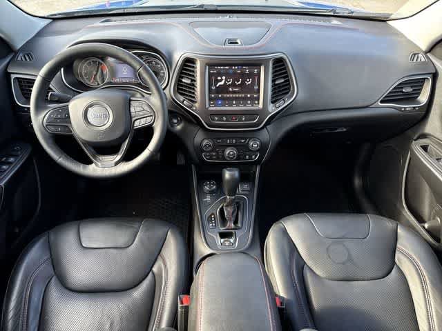 Used 2019 Jeep Cherokee Trailhawk AWD/4WD image 13