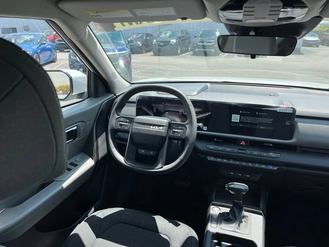 New 2027 Kia Seltos LX FWD image 38
