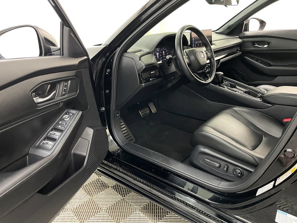 Used 2024 Honda Accord Sport image 21