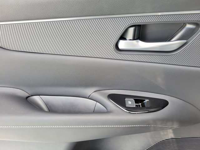 New 2025 Nissan Murano SV image 10