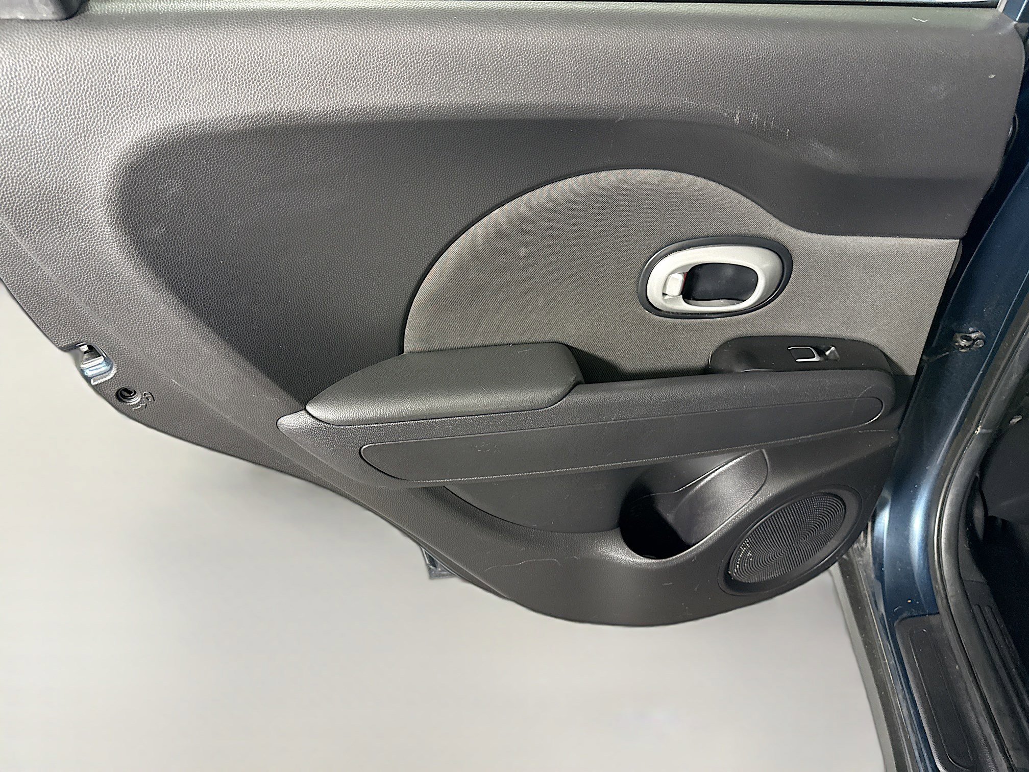 Used 2018 Kia Soul + image 25