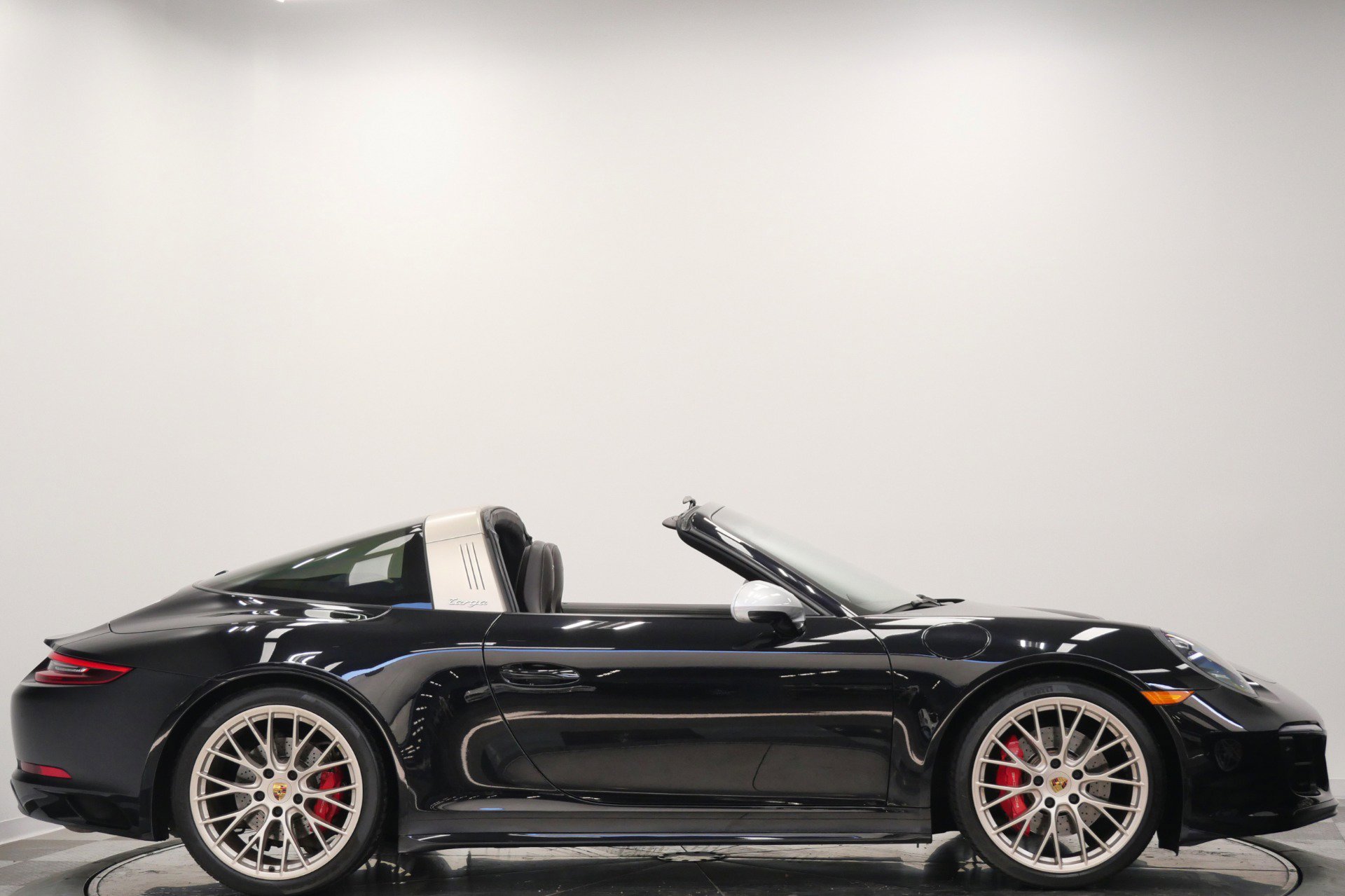 Used 2019 Porsche 911 Targa 4 GTS AWD/4WD image 56