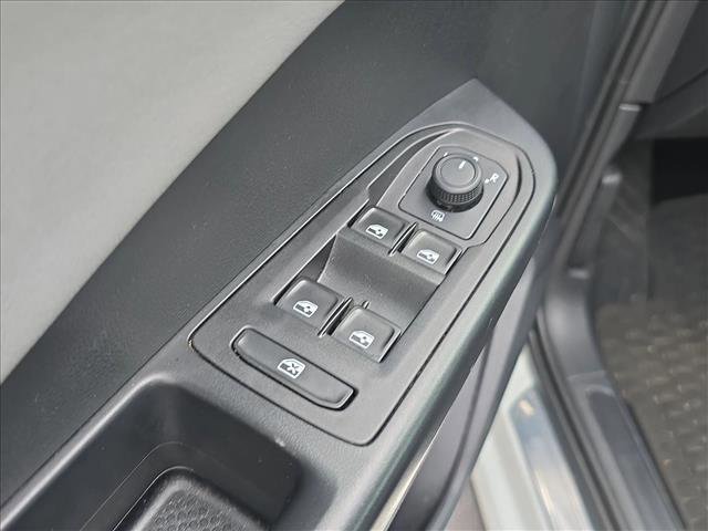 Used 2022 Volkswagen Taos SE image 8