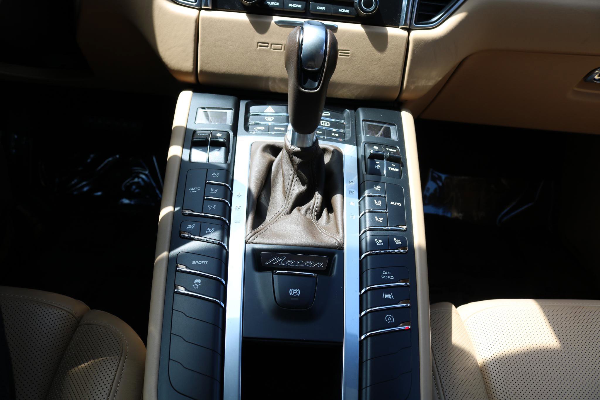 Used 2017 Porsche Macan S image 49