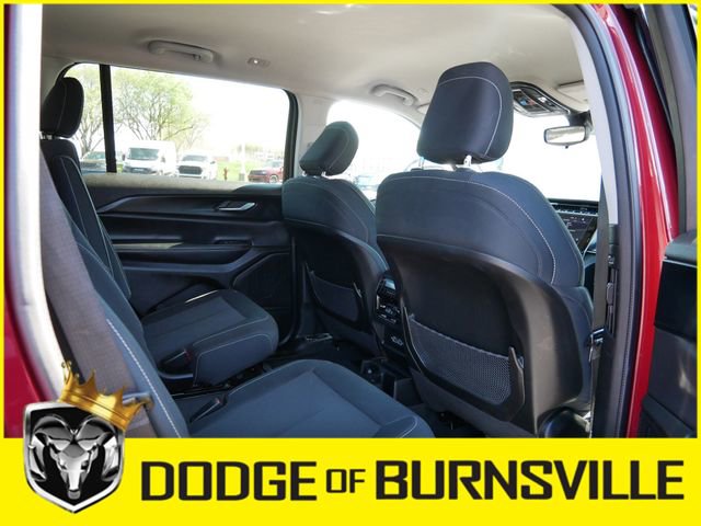 Used 2023 Jeep Grand Cherokee L Laredo AWD/4WD image 14