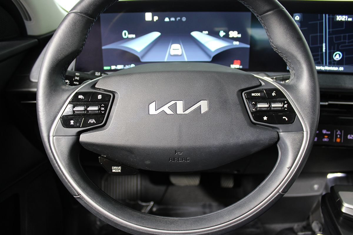 Used 2024 Kia EV6 Light RWD image 10