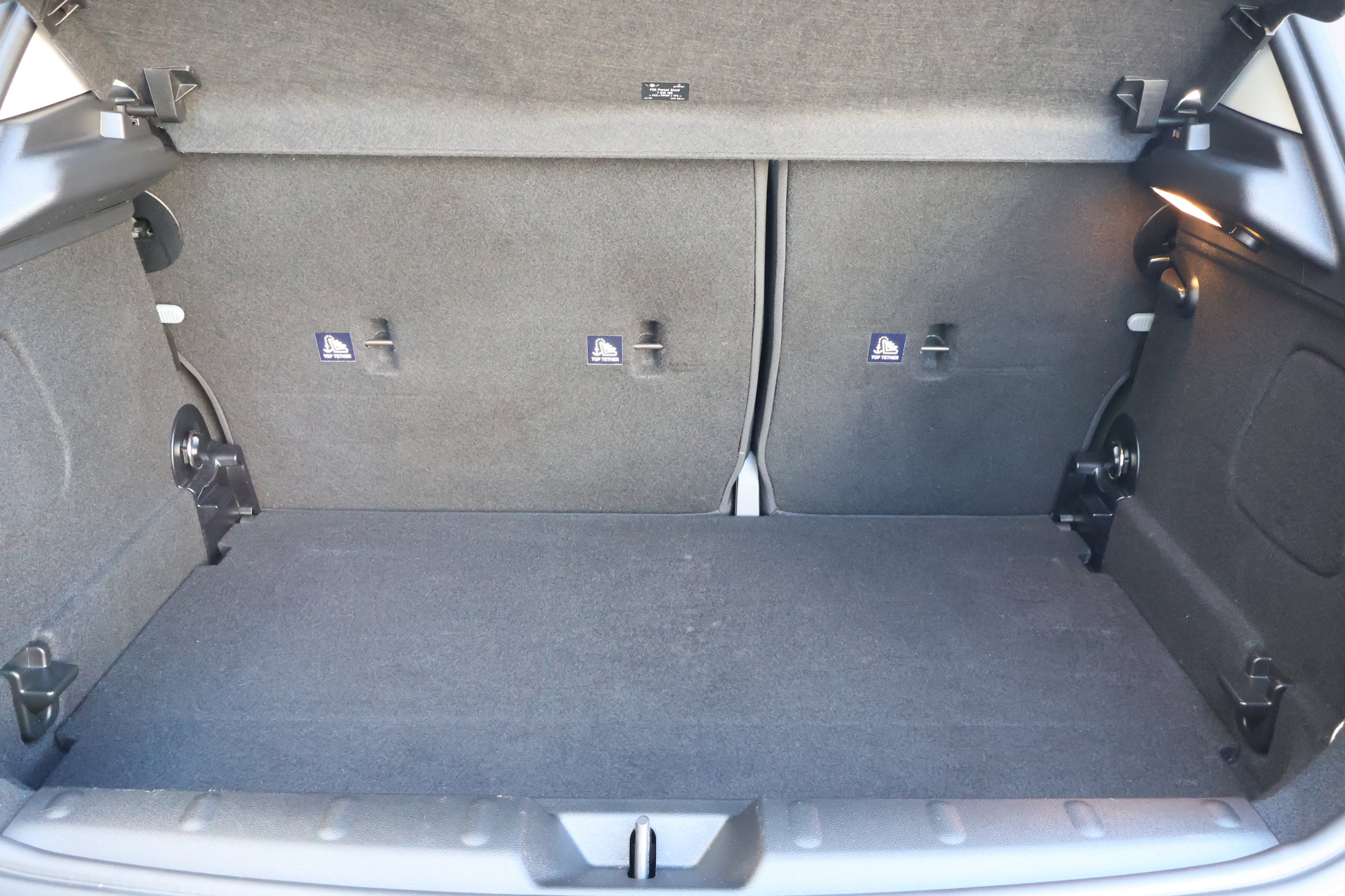 Used 2022 MINI Cooper S w/ Premium Package image 18