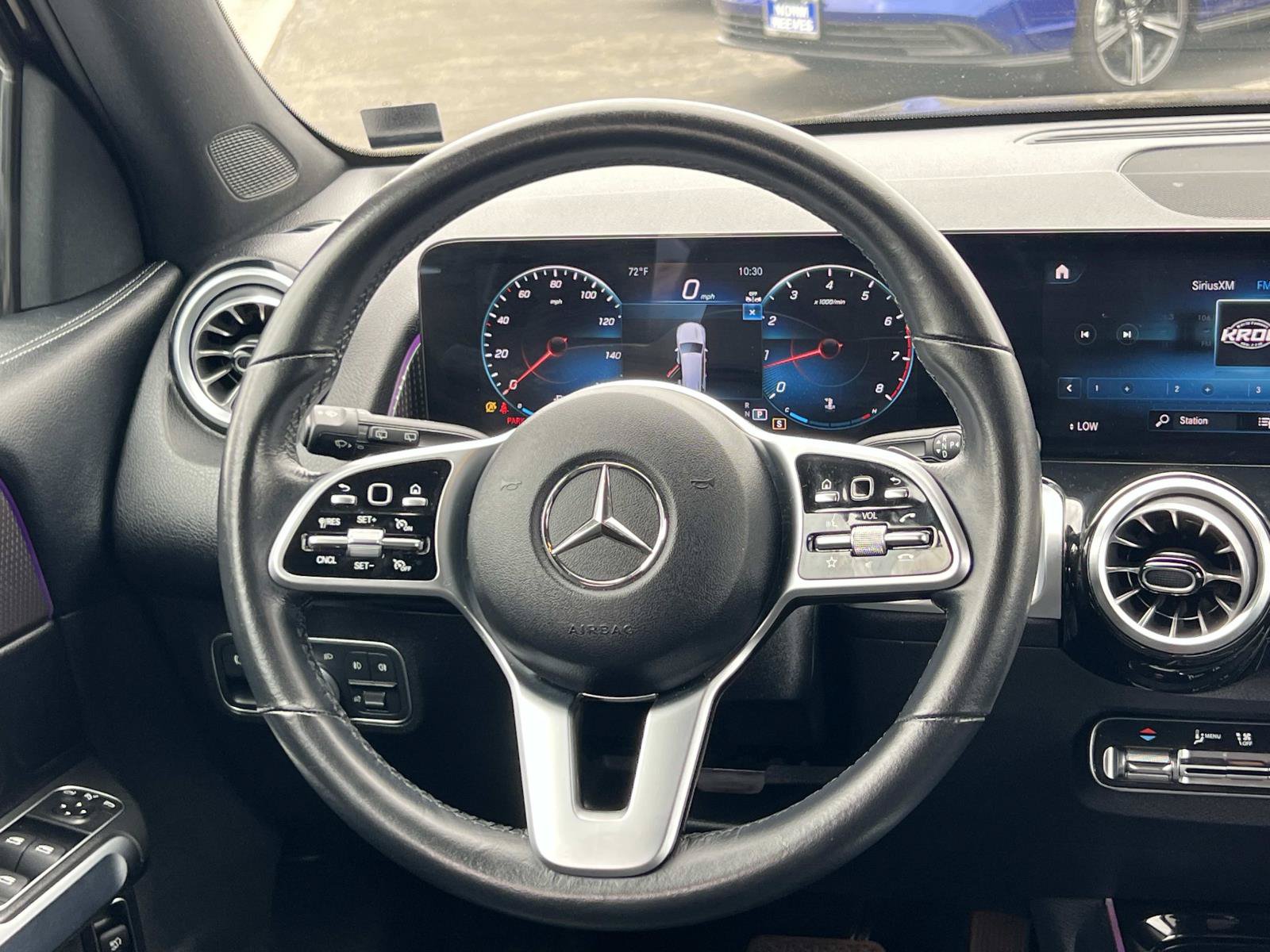 Used 2023 Mercedes-Benz GLB 250 image 8