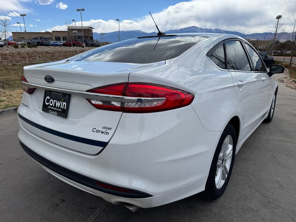 Used 2018 Ford Fusion SE FWD image 7