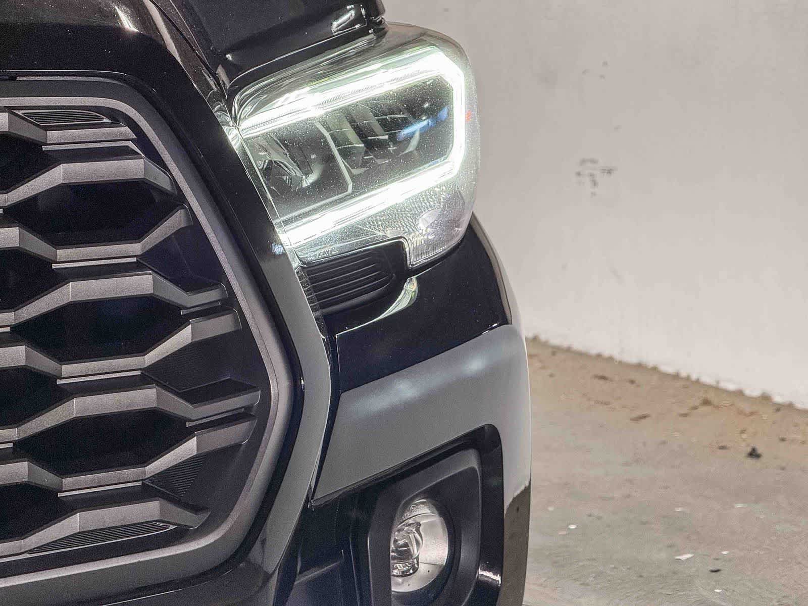 Certified 2023 Toyota Tacoma TRD Off-Road AWD/4WD image 8