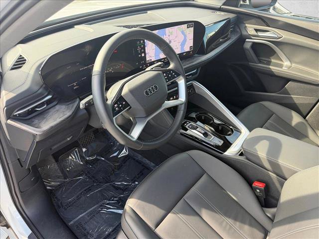 Certified 2025 Audi Q5 Premium w/ Convenience Package AWD/4WD image 10